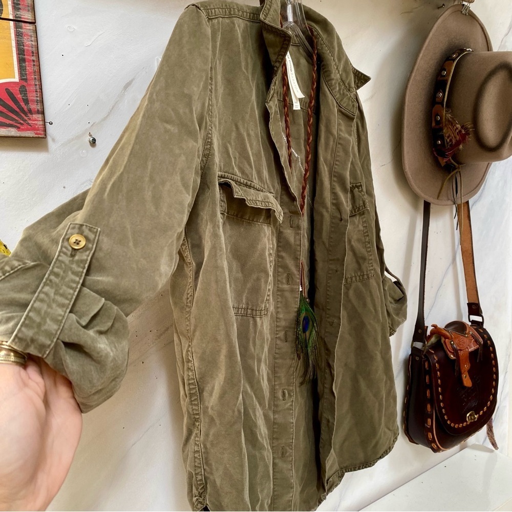 UPCYCLED Babaton safari vibe shirt/cover up w cabin cottage country vibe - Picture 7 of 13